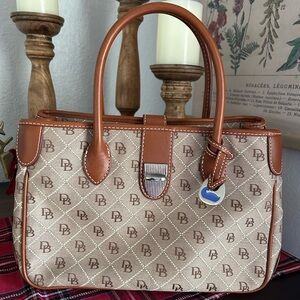 Vintage Dooney & Bourke Double Handle Tote Bag Tan Brown Signature Logo Canvas